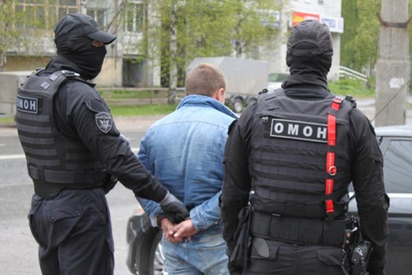 ПОДОЗРЕВАЕМЫЕ В ВЫМОГАТЕЛЬСТВЕ ЗАДЕРЖАНЫ В НАЛЬЧИКЕ ПРИ СОДЕЙСТВИИ РОСГВАРДИИ