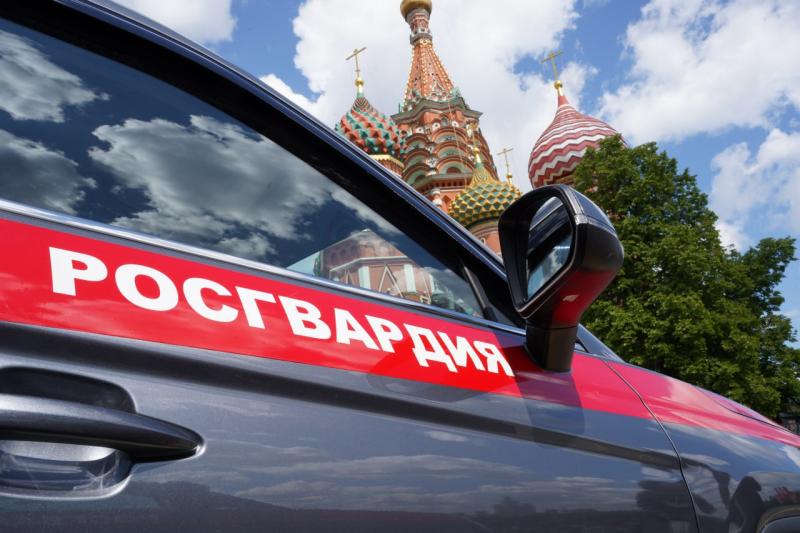 Росгвардия обеспечила охрану общественного порядка и безопасность на электрофестивале и футбольных матчах в Москве