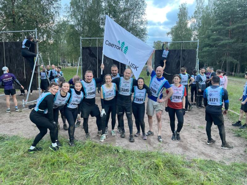 Команда Светогорского ЦБК пробежала «Гонку Героев»