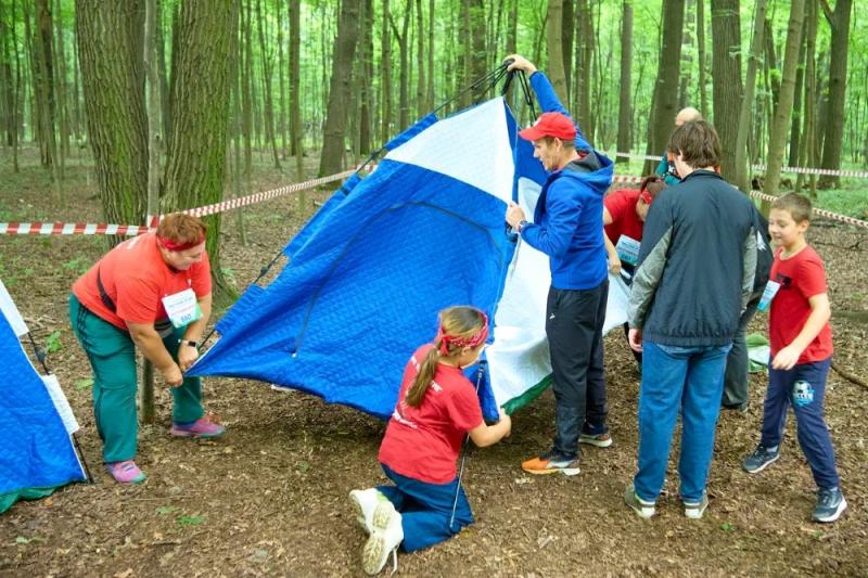 Турслёт многодетных собрал «Ястребов», «Смешариков», «Вежливого лося» и других в Измайлово