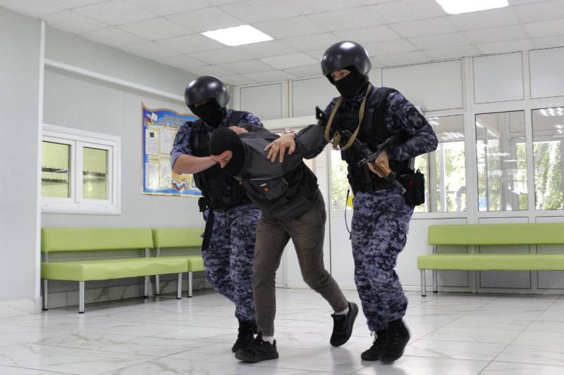 В Подмосковье сотрудники Росгвардии приняли участие во всероссийских антитеррористических учениях