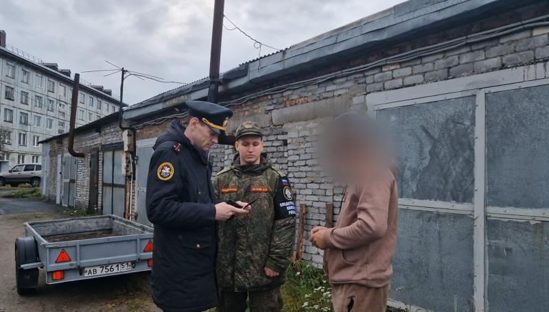 В Печенге прошел рейд по выявлению мигрантов, не вставших на воинский учет