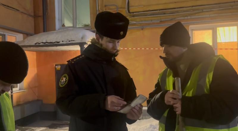 В Мурманске провели рейд по выявлению натурализованных граждан, не вставших на воинский учет