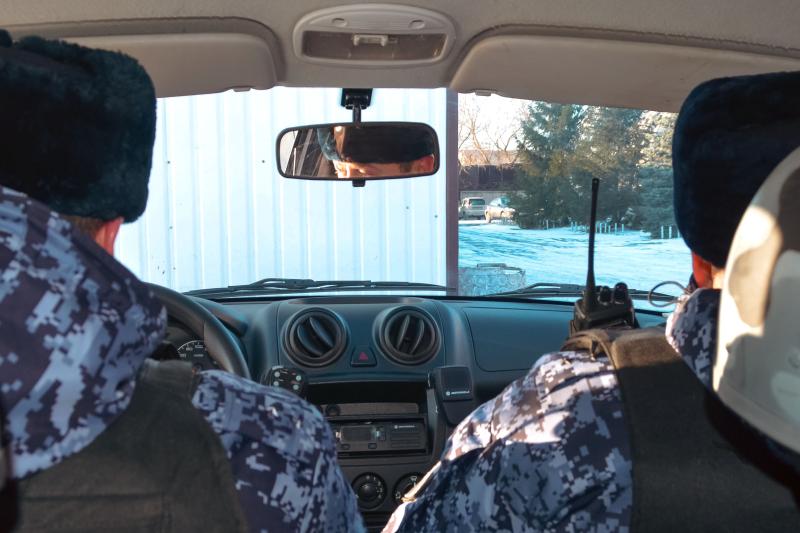 Росгвардейцы задержали дебошира, повредившего имущество гостиницы