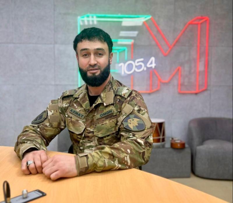 ОФИЦЕР РОСГВАРДИИ ПРИНЯЛ УЧАСТИЕ В РАДИОЭФИРЕ, ПОСВЯЩЁННОМ ДНЮ ГЕРОЕВ ОТЕЧЕСТВА