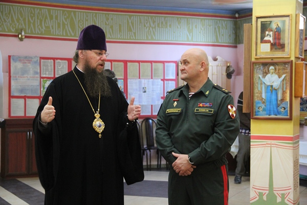 Командующий ОГВ(с) встретился с главой Грозненской епархии