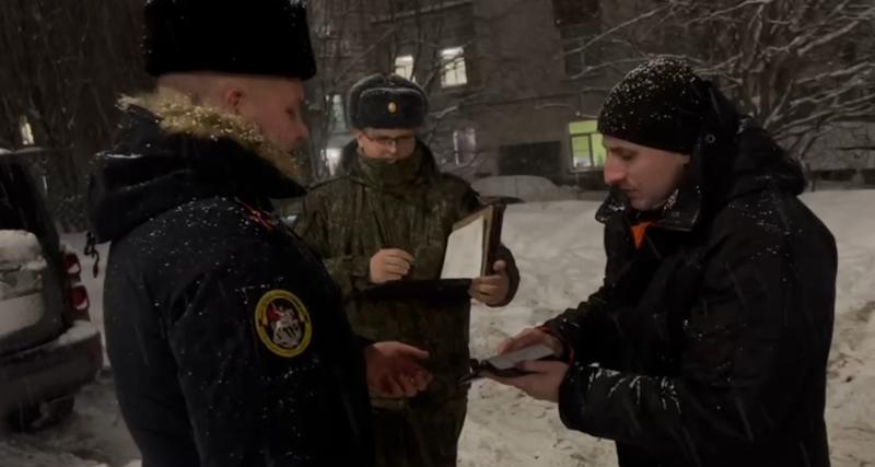 В Мурманске проверили мигрантов