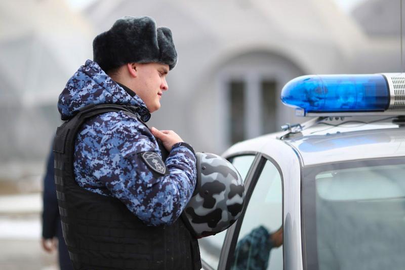 Росгвардейцы пресекли агрессивное поведение мужчины в отношении бригады скорой помощи
