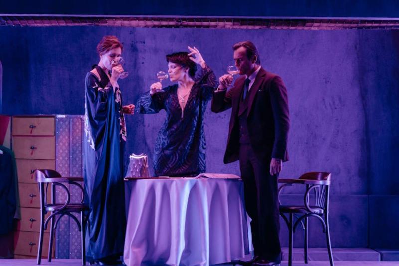 Театр «Кашемир»: тепло и утонченность