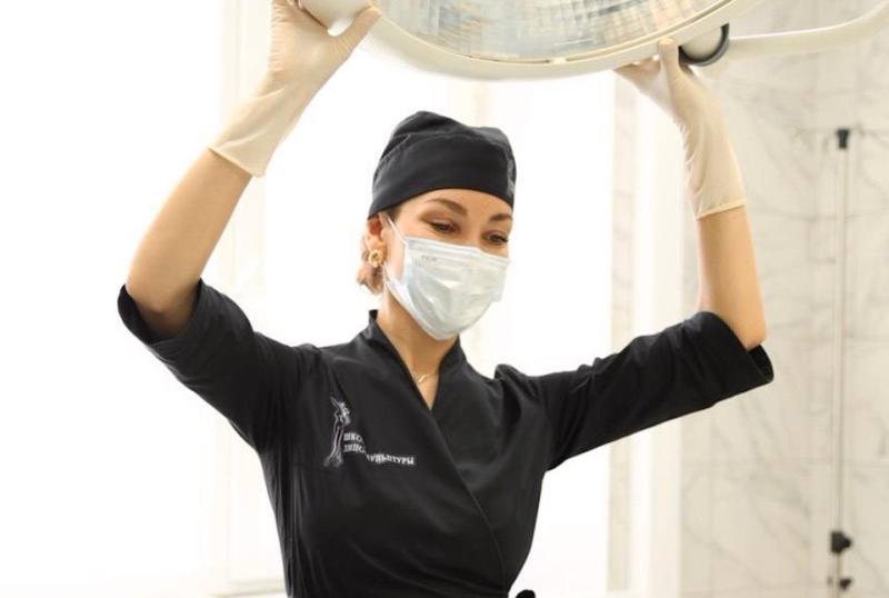 Пластический хирург Софья Абдулаева: как предшествующая косметология меняет ход пластической операции